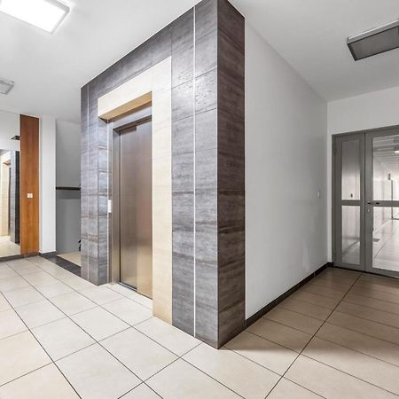 Spacious 2 Bedroom Ac Dalanowska 46 Βαρσοβία Εξωτερικό φωτογραφία