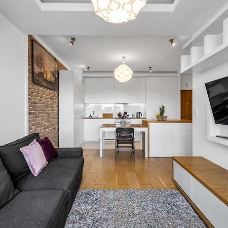 Spacious 2 Bedroom Ac Dalanowska 46 Βαρσοβία Εξωτερικό φωτογραφία
